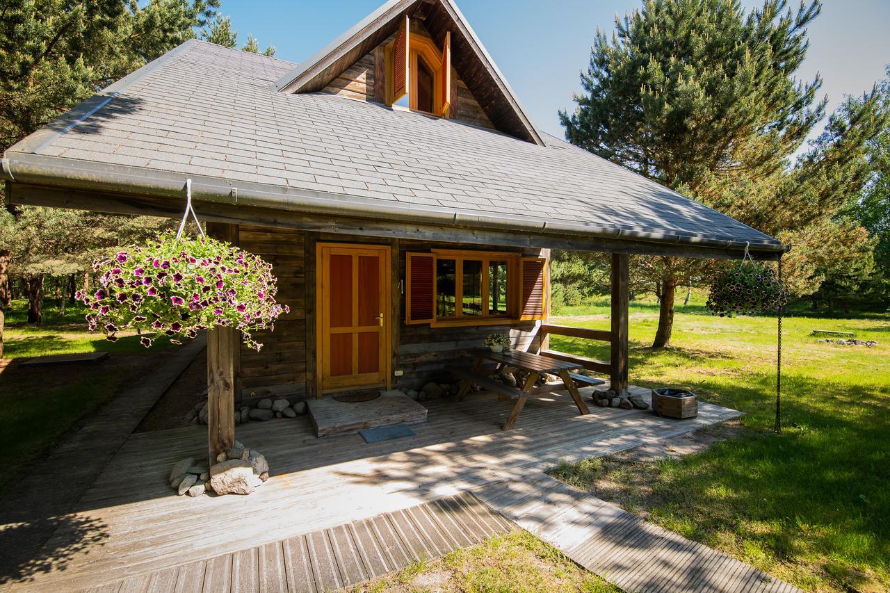Roze Guest Houses Sklandas Bernāti Buitenkant foto